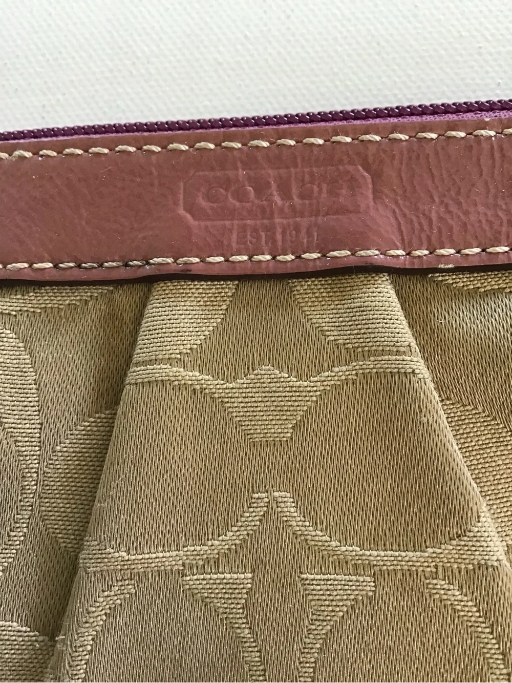 Coach Signature Canvas Zip Cosmetic Pouch Makeup Bag Khaki Mauve